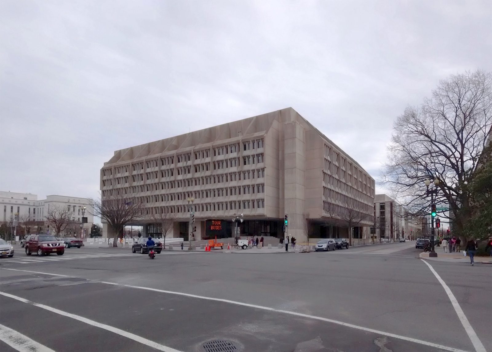 Hubert H. Humphrey Building, headquarters of the U.S. Department of Health and Human Services, Washington D.C.